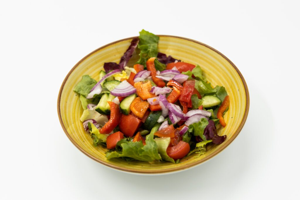 Mix de salata,rosii,castraveti si ceapa (4)